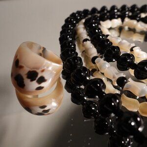 Vintage Black and Shell White floral Beaded Necklace with Shell Ring Accent